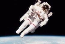 Bruce McCandless, who made first untethered space flight, dies at 80