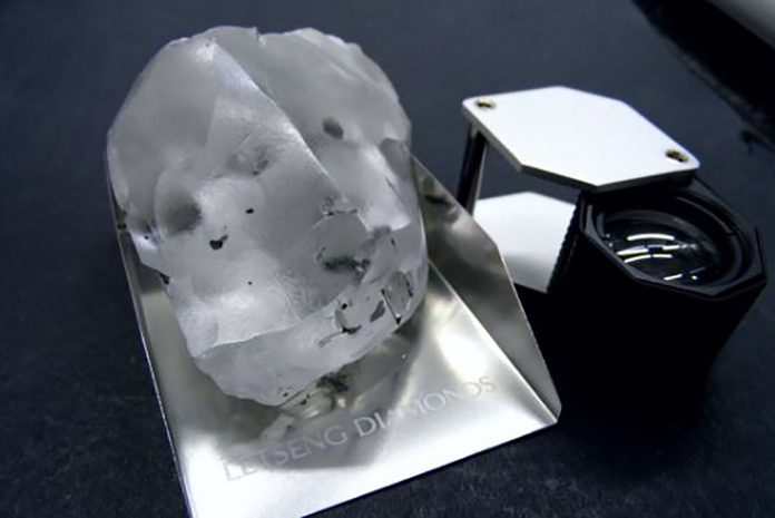 miners-dig-up-one-of-the-biggest-diamonds-in-history.jpg