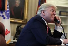 US shutdown: White House voicemail changed to blame Democrats