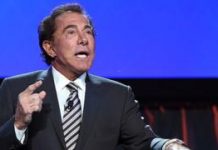 Steve Wynn: Casino mogul resigns from Wynn Resorts