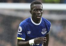 Idrissa Gueye: Everton midfielder signs long-term deal until 2022