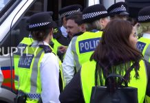 UK: Clashes erupt at pro-Kurdish protest in North London