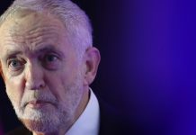 Jeremy Corbyn apologises for 'hurt' caused to Jewish community
