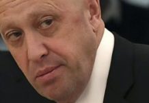 US punishes 19 Russians over vote meddling and cyber-attacks