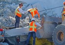 Miami bridge: Meeting over crack held hours before collapse