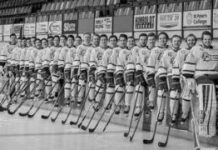Canada crash: Country mourns Humboldt Broncos bus dead