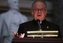 Lawmakers ask why the congressional chaplain ‘was asked to resign’