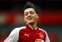 Curiosity confused the dog – Watch hilarious video where dog follows Mesut Ozil corner kick on the TV