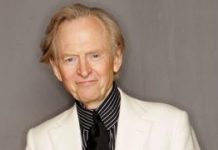 Bonfire of the Vanities author Tom Wolfe dies aged 88
