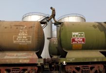 India preparing for 'cut in oil imports from Iran'