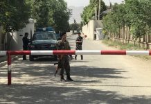 Taliban kill Afghan district governor despite truce