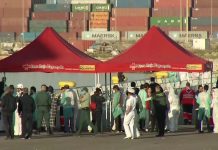 Aquarius in Valencia: Spain welcomes migrants from disputed ship