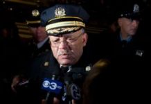 Police geeks trying to win over old-school cops