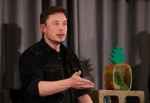 Elon Musk offers to assist in Thailand cave rescue