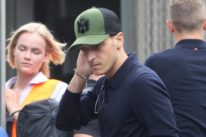 OZIL.jpg