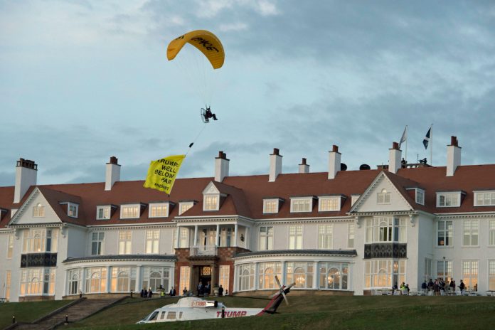 Police-searching-for-protester-who-paraglided-over-resort-where-Trump-is-staying.jpg