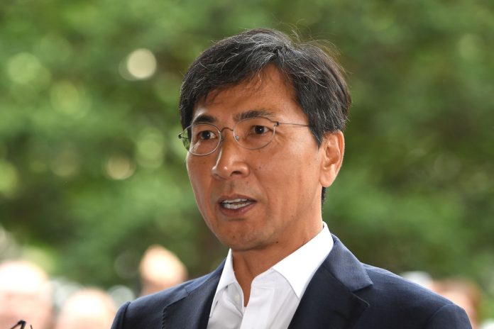 Ex-South-Korea-governor-found-not-guilty-of-sexual-assault.jpg