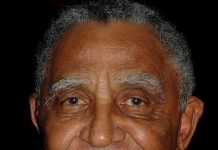 Civil rights leader Joseph Lowery passes away at the age of 98